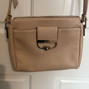 Nine West Light Pink Tan Crossbody 4 Pockets Buckle Zipper Adjustable Purse Bag